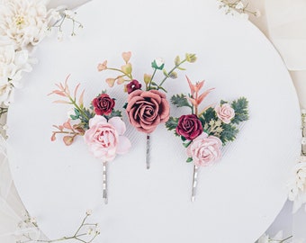 Bruidshaarspelden met bloemen in blush roze, stoffig roze, roestrood. Bruiloft hoofddeksel, bloemen bobby pinnen met pioenrozen, gebladerte en eucalyptus