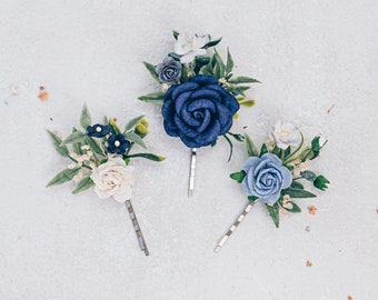 Bridal hair pins in navy blue and ivory, wedding headpiece, floral bobby pins, hair pins with flowers, dried gypsophila, eucalyptus leaves