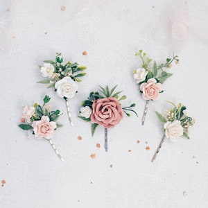 Bridal hair pins in dusty pink and blush, wedding headpiece, floral bobby pins, hair pins with flowers, dried gypsophila, eucalyptus leaves