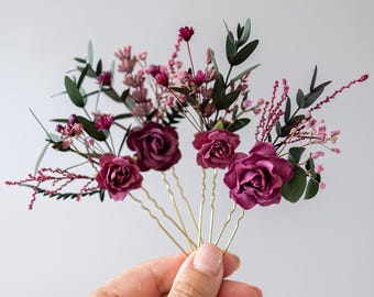 Bridal hair pins with dried flowers, eucalyptus and lavender in burgundy. Rustic wedding headpiece, bobby pins with flowers