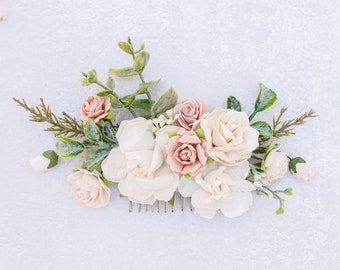 Pettine per capelli da sposa color cipria con rose, peonie ed eucalipto. Fiori per capelli, Accessori da sposa romantici, Pettine per capelli da sposa in avorio e rosa cipria