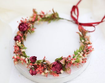 Élégante couronne de cheveux à fleurs rouges pour mariée et demoiselle d'honneur. Couronne de fleurs bordeaux pour mariages, maternités et séances photos d'enfants