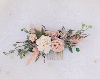 Braut Haarkamm mit Pfingstrosen, Trockenblumen und Pampasgrass in altrosa, blush und elfenbei. Hochzeit Haarschmuck für die Braut in rosa