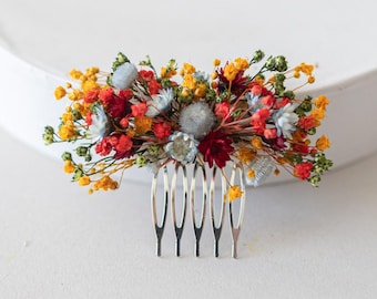 Autumn hair comb with dried flowers. Romantic Wedding headpiece in orange, red and green. Floral headpiece in warm earthy tones