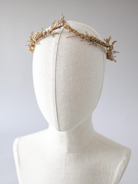 Gold Elf Tiara. Elven Forest Headpiece with dried lavender. Fairy Crown Wedding Flower Crown. Woodland Tiara & Fantasy Crown. Queen tiara
