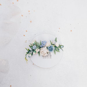Blue bridal headpiece, hair comb, bobby pins or boutonniere. Roses, butterfly, eucalyptus and dried gypsophila. Boho wedding accessories Hair comb Style 1