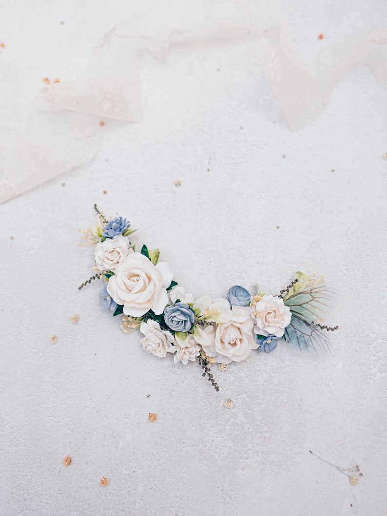 Bridal headpiece with blue and white flowers, dried Baby's breath, preserved stoebe and delicate butterfly wings. Romantic wedding hair vine image 5