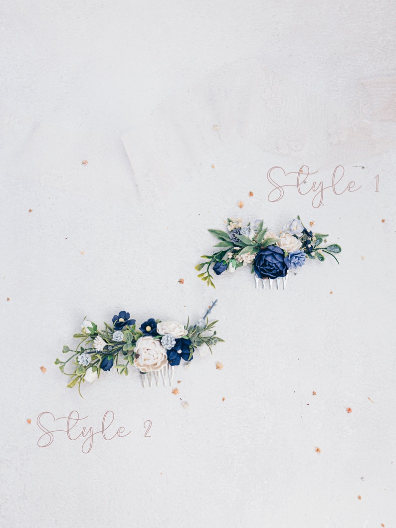 Peigne de mariée avec fleurs bleu foncé et blanches, coiffe de mariage bohème. Fleurs pour cheveux de demoiselle d'honneur, accessoire pour cheveux, bleu marine, bleu marine image 2