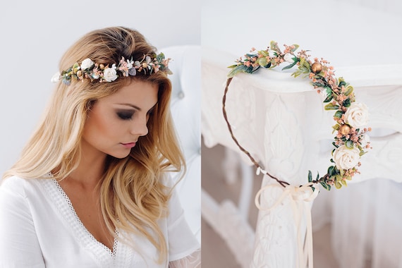 Corona de flores nupciales flores blancas y marfil aliento de bebe seco hojas verdes perlas blancas corona de pelo de tocado de boda Etsy Mexico