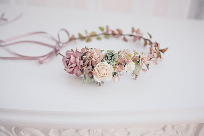 Hochzeit Blumenkranz Braut Haarschmuck Haarkranz mit Blumen, Beeren, Schleierkraut, Eukalyptus Oktoberfest Haarranke, Boho Rustik Haarblüten Bild 2