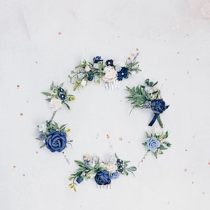 Peigne de mariée avec fleurs bleu foncé et blanches, coiffe de mariage bohème. Fleurs pour cheveux de demoiselle d'honneur, accessoire pour cheveux, bleu marine, bleu marine image 7