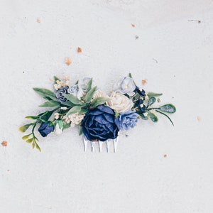 Peigne de mariée avec fleurs bleu foncé et blanches, coiffe de mariage bohème. Fleurs pour cheveux de demoiselle d'honneur, accessoire pour cheveux, bleu marine, bleu marine Style 1