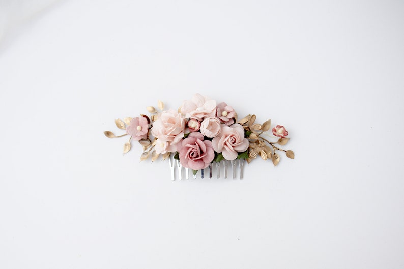 Bridal hair comb in rose, dusty pink and gold. Boho Wedding Headpiece Bridesmaid Hair Flowers with Roses and greenery zdjęcie 1