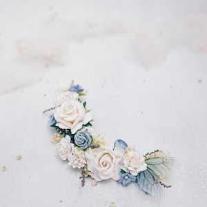 Blue bridal headpiece, hair comb, bobby pins or boutonniere. Roses, butterfly, eucalyptus and dried gypsophila. Boho wedding accessories image 7