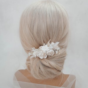 Bridal hair comb with white and cream flowers, pampas grass. Boho wedding headpiece. Bridesmaid hair flowers, flower girl hair accessory image 5