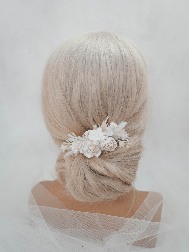 Bridal hair comb with white and cream flowers, pampas grass. Boho wedding headpiece. Bridesmaid hair flowers, flower girl hair accessory image 5