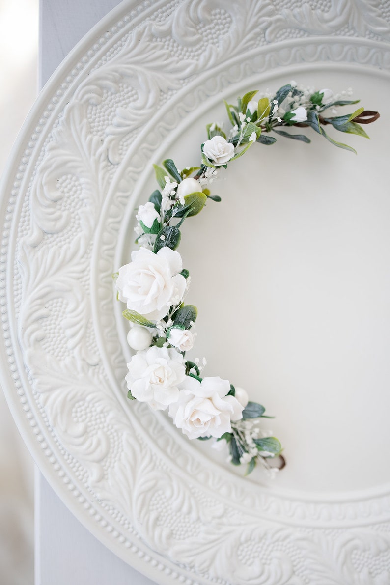 Hochzeit Haarschmuck mit Blumen,Perlen und Schleierkraut in Elfenbein und grün. Oktoberfest Haarranke, Haarblüten Braut und Brautjungfern Bild 6