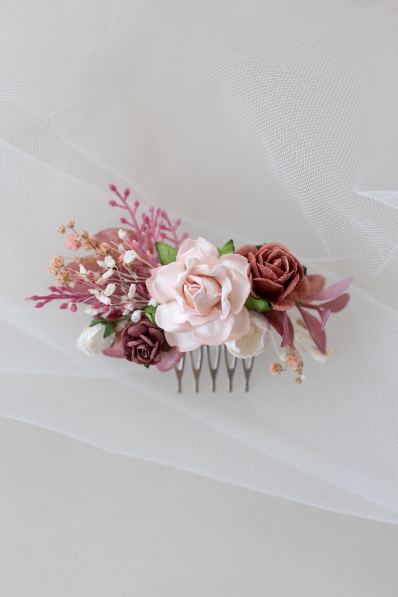 Braut Blumenkranz, Haarkamm, Spangen oder Boutonniere mit Rosen und Eukalyptus. Boho Rustik Hippie Hochzeit Accessoires Bild 6