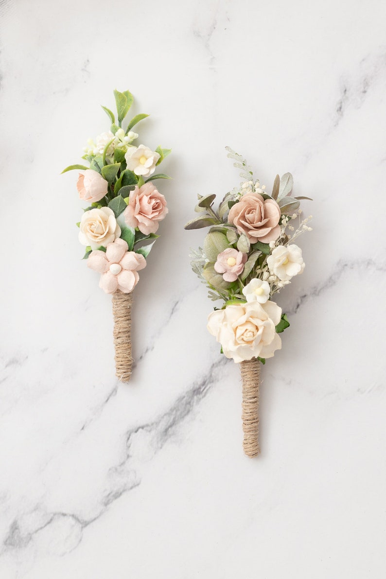 Boutonniere/ Anstecker, Hochzeit Ansteckblume Bräutigam mit Eukalyptus Blättern und Blüten in creme, champagner Bild 2