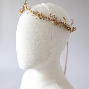 Woodland crown, elven circlet, lavender crown hairpiece, golden fern hairband, goddess head wreath, witch headpiece, druid tiara, branches crown, Flower elf fairy tiara Greenery elven flower tiara Elf tiara Woodland wedding fairy crown golden fairy halo Bridal Fairy diadem with dried flowers. Zeus and Athena headpiece. Greek goddess crown.