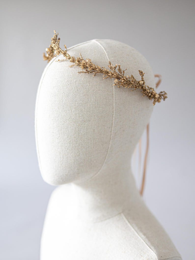 Woodland crown, elven circlet, lavender crown hairpiece, golden fern hairband, goddess head wreath, witch headpiece, druid tiara, branches crown, Flower elf fairy tiara Greenery elven flower tiara Elf tiara Woodland wedding fairy crown golden fairy halo Bridal Fairy diadem with dried flowers. Zeus and Athena headpiece. Greek goddess crown.