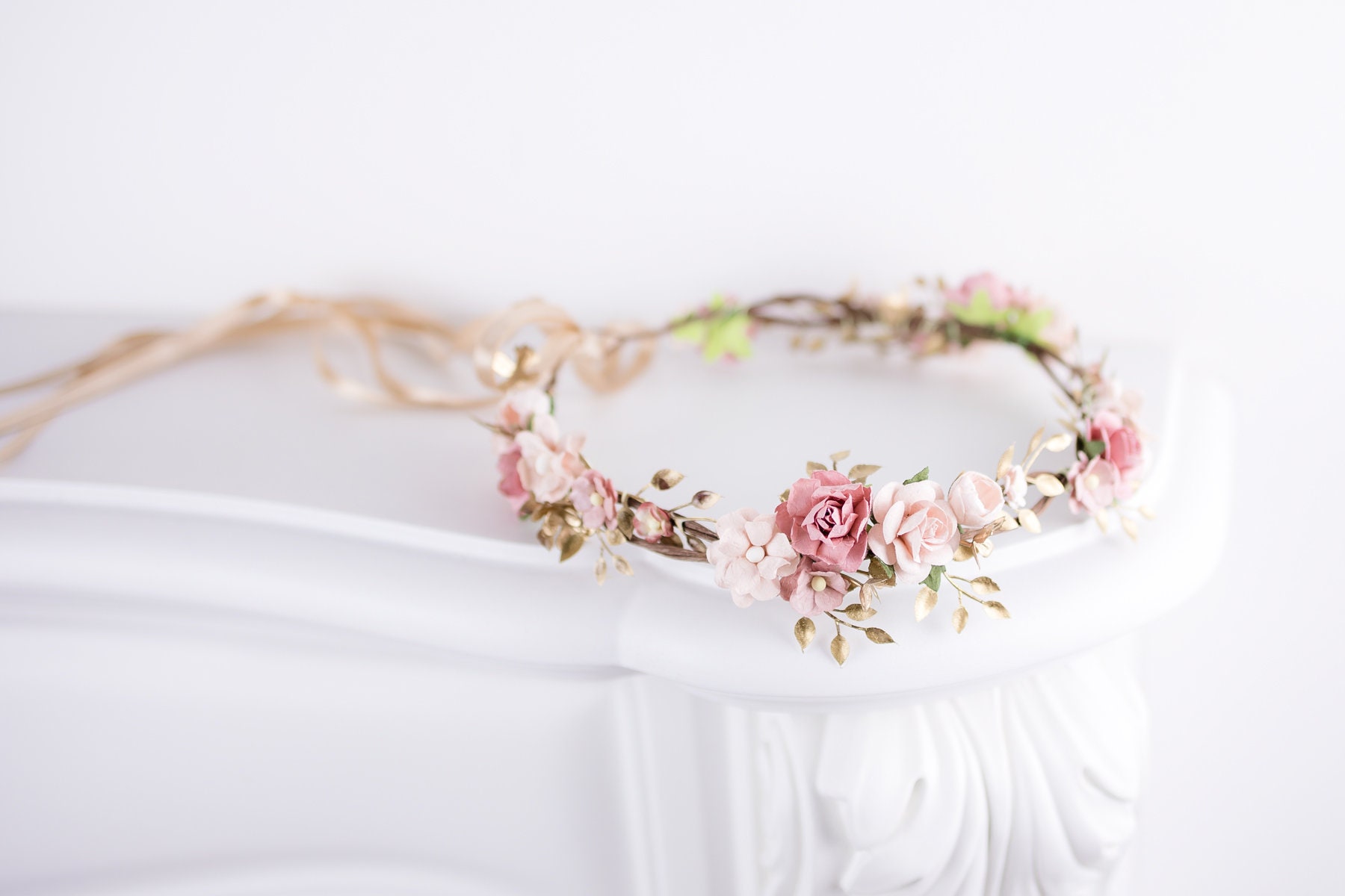 June Bloomy Rosenkrone Aus Stoff – Süßes Stirnband Für Hochzeit, Festival Oder Fotoshooting
