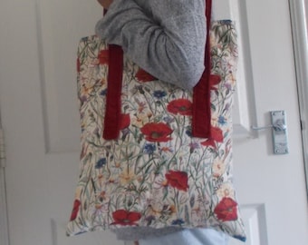 Poppy Field Tote bag