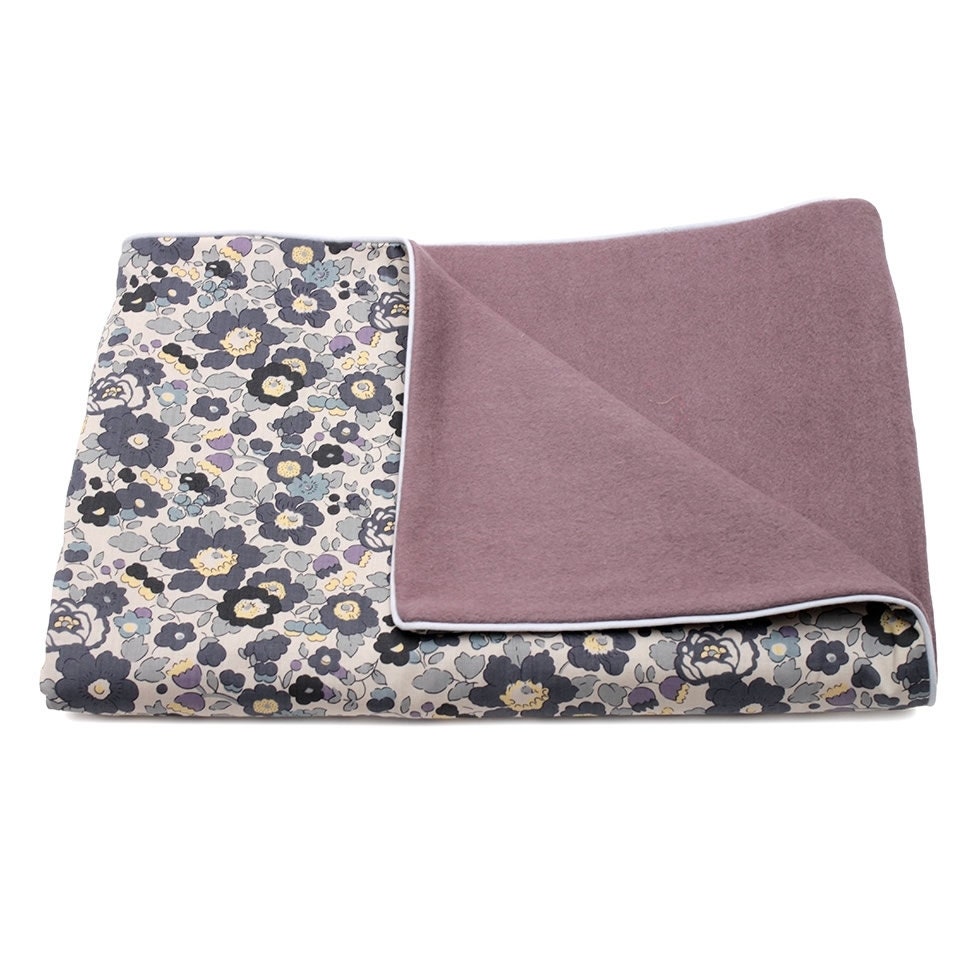 Couverture Bébé en Liberty Betsy Galet