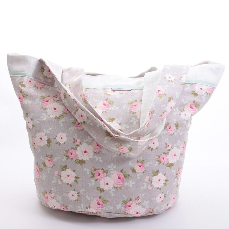 Sac Rond à Fleurs Roses Sur Fond Gris