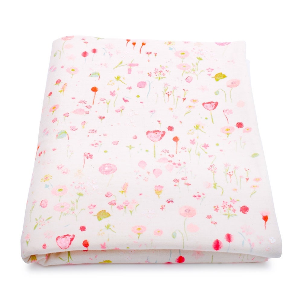 Couverture Ouatinée en Tissu Japonais Aux Fleurs Roses