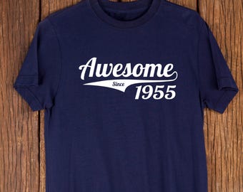 Awesome Since 1955 70th Birthday T-Shirt - Classic Retro Design Perfect Gift for Men & Women Turning 70 born in 1955