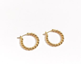 Lila twisted hoop earrings gilded with fine 24 carat gold, original model, Marine mistake