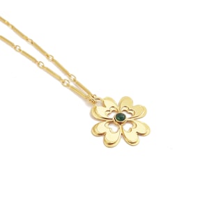 Clover Grigri necklace, green onyx, gilded with 24 carat fine gold, original creation by Marine Mistake, made in France