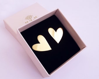 Small heart stud earrings, gilded with 24-carat fine gold, original creation.