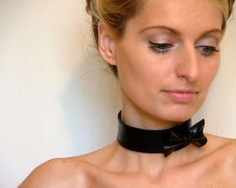 Black leather choker with bow tie,leather necklace, gift for her,statement jewelry, burlesque, bow tie necklace, sexy,birthday gift