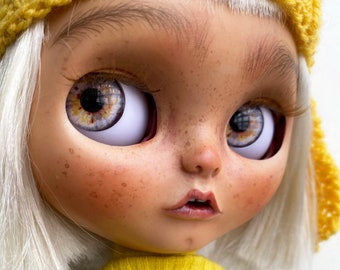 Custom Blythe doll: Yelleine rare doll