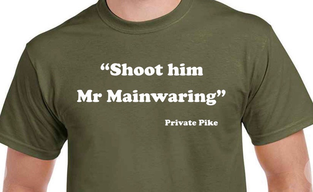 Dad's Army - Captain Mainwaring - British Nostalgia - Dad's Army Tshirts - Comedy Classic Gifts Cl Retro Heavyweight | DE