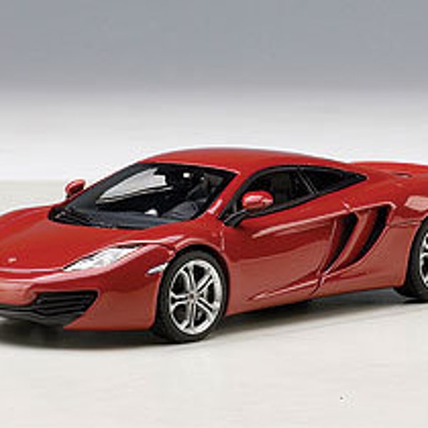 Autoart McLaren MP4-12C 2011 Metallic Red 1:43 Rare Gift Present Brand New Metal Model Collectible Desk Model