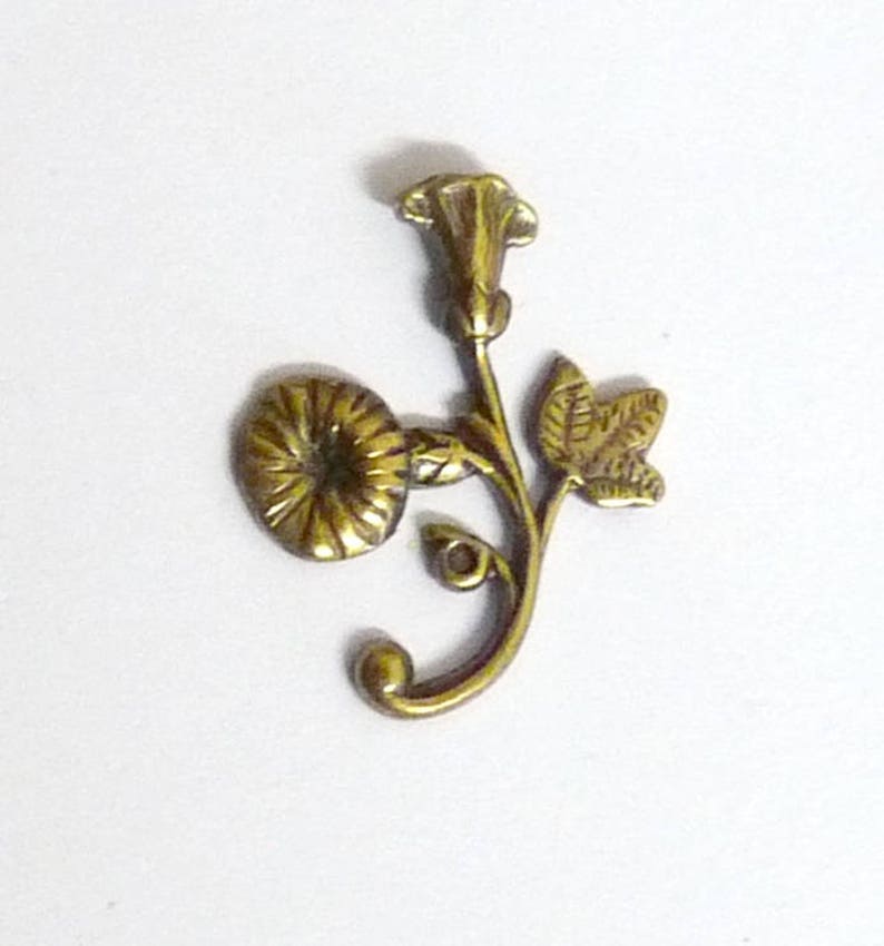 leaf art deco item decorative vintage Tulip for collage jewelry making cabochons