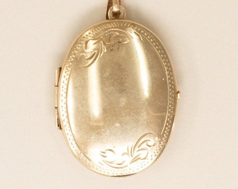 Vintage 10k Locket - 1960s Mid Century Style Locket, Solid Gold Locket