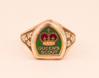 Vintage 10k Enamel Signet Ring 1960s Vintage Queen s Scout Award Ring Etsy Canada