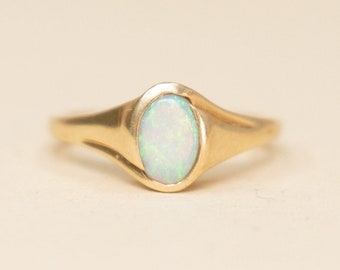 Vintage 10k Opal Ring - 1990s 10k Opal Stacking Ring, October Birthstone