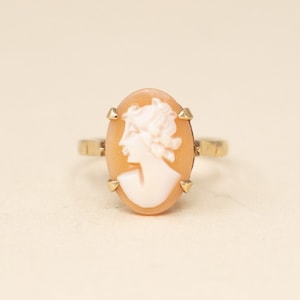 Vintage 9k Cameo Ring - 1970s Mid Century Cameo Ring, 9k Gold Ring