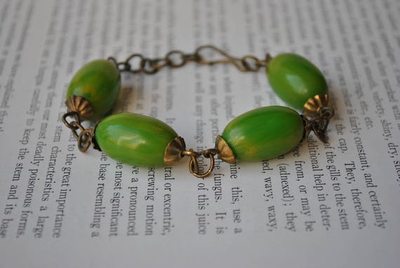 Antique Green Bakelite Bracelet - 1920s Bakelite B