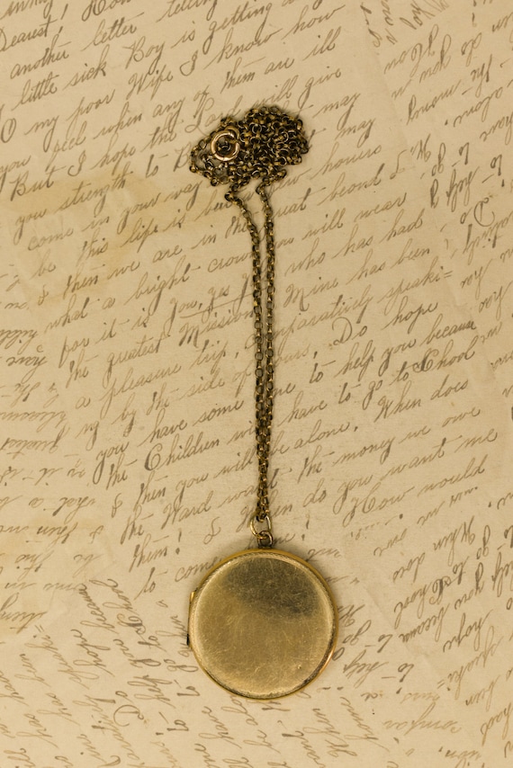 Antique Gold Filled Locket - 1920s Edwardian Lock… - image 6