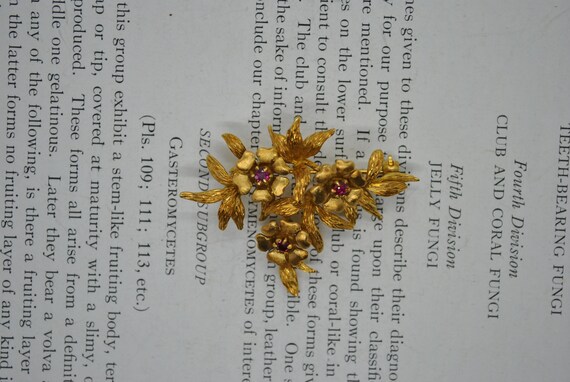 Vintage 18k Flower Brooch - 1930s Vintage Floral B