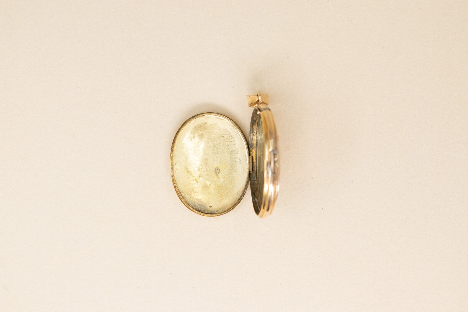 Antique 14k Locket - 1890s Edwardian Solid Gold Locket - Etsy