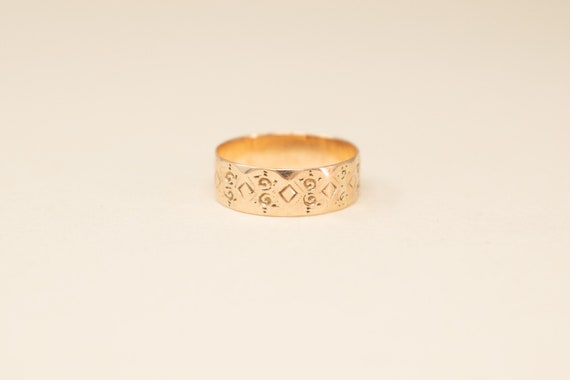 Beautiful Antique 10k Ring, Cigar Band, Stacking … - image 3