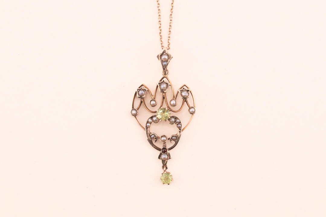 アンティーク 9K シード パール ペリドット ラベリエ - 1910 年代の