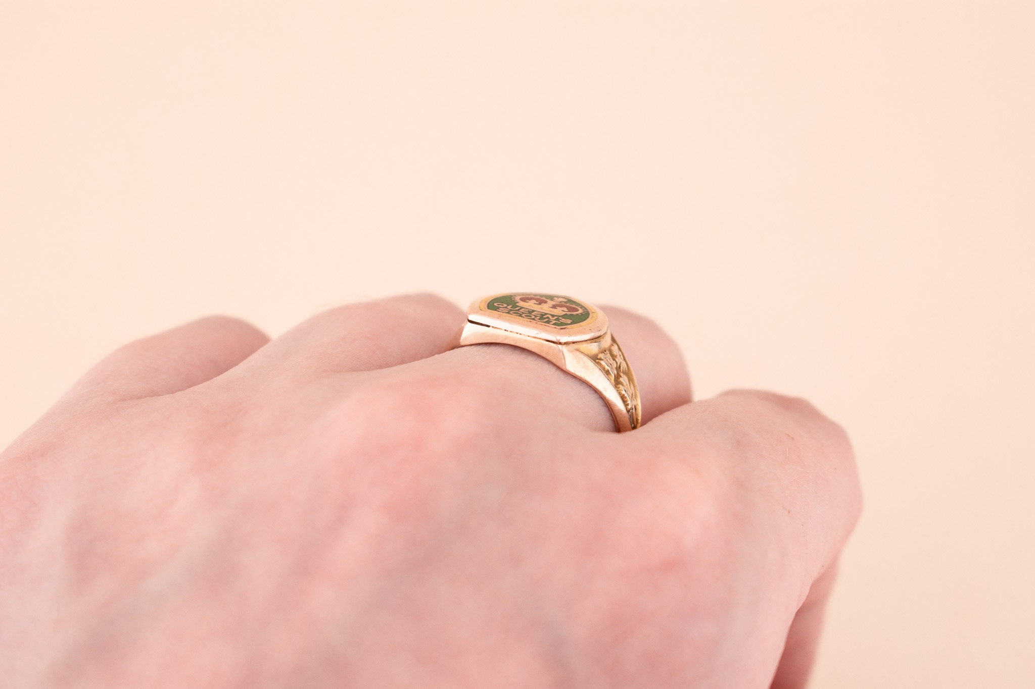Vintage 10k Enamel Signet Ring 1960s Vintage Queen s Scout Award Ring